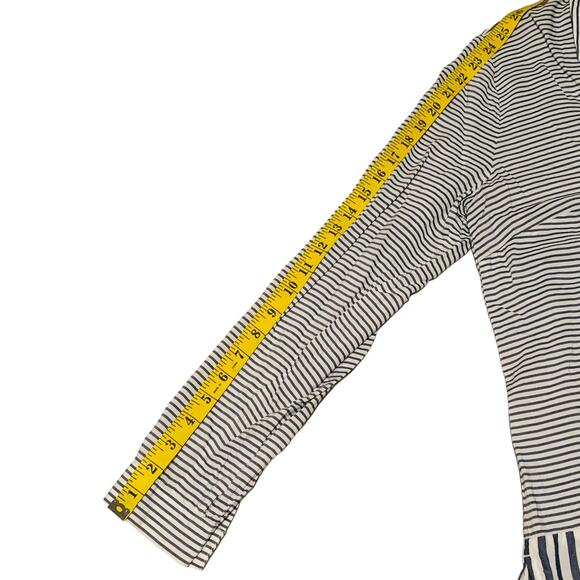 J. JILL Size M Skinny Striped Blue & White Top Button Down Shirt Rayon - Picture 5 of 7